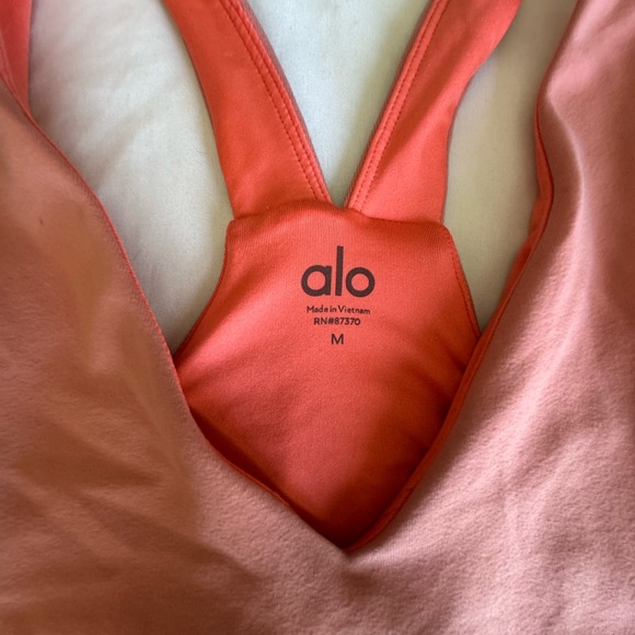 ALO Yoga Coral Peach Crop Top - Picture 2 of 4